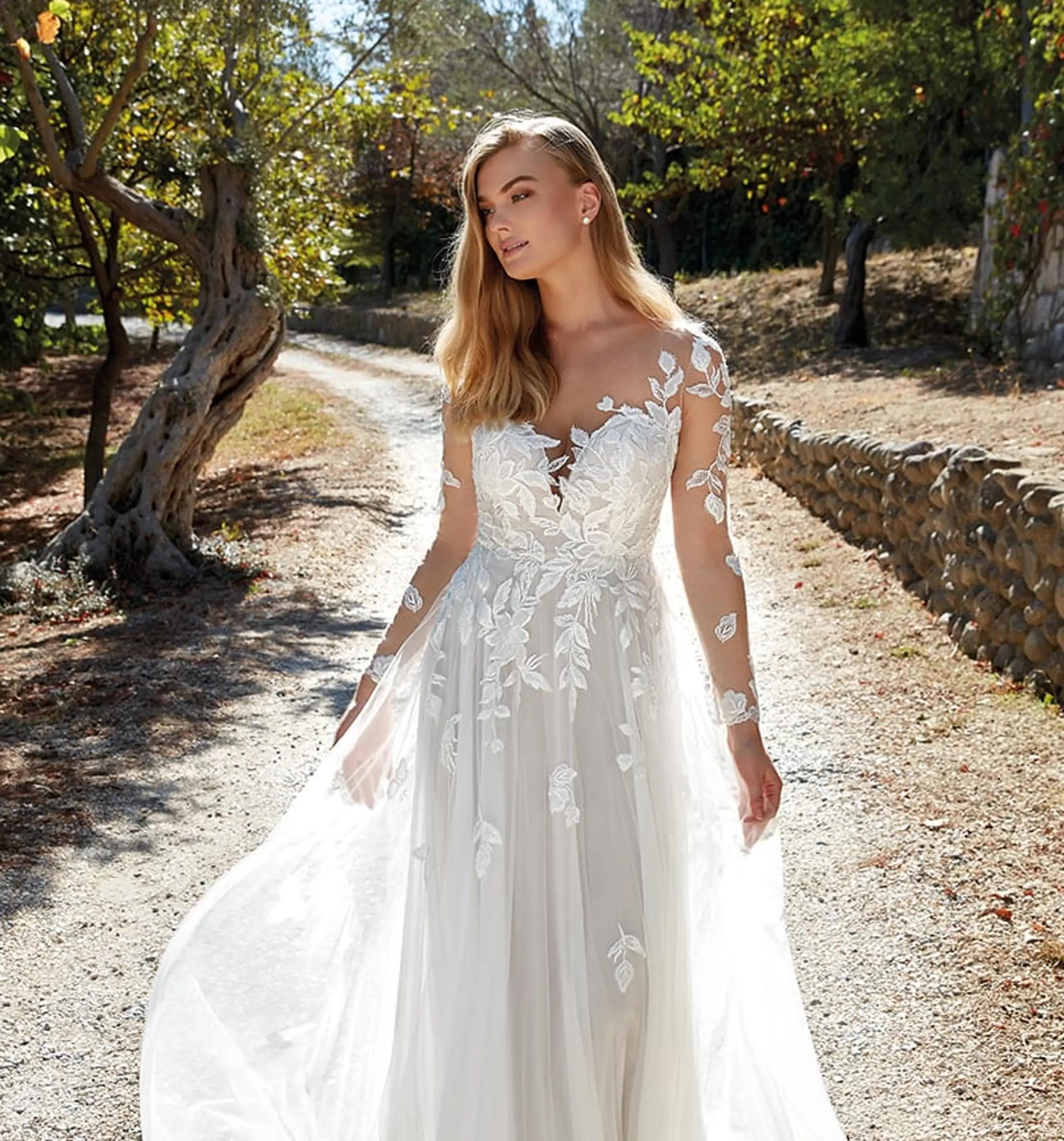 Bridal Gowns for Your Fall Wedding Image