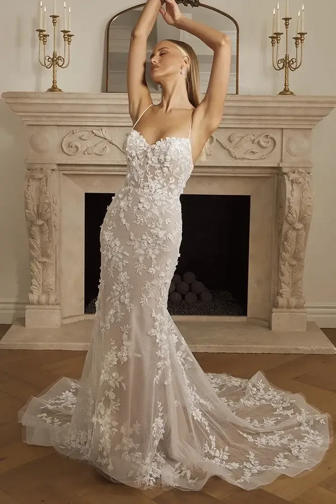Why a Bridal Dress Can Feel “Not Right” in Store but Perfect Later. Desktop Image