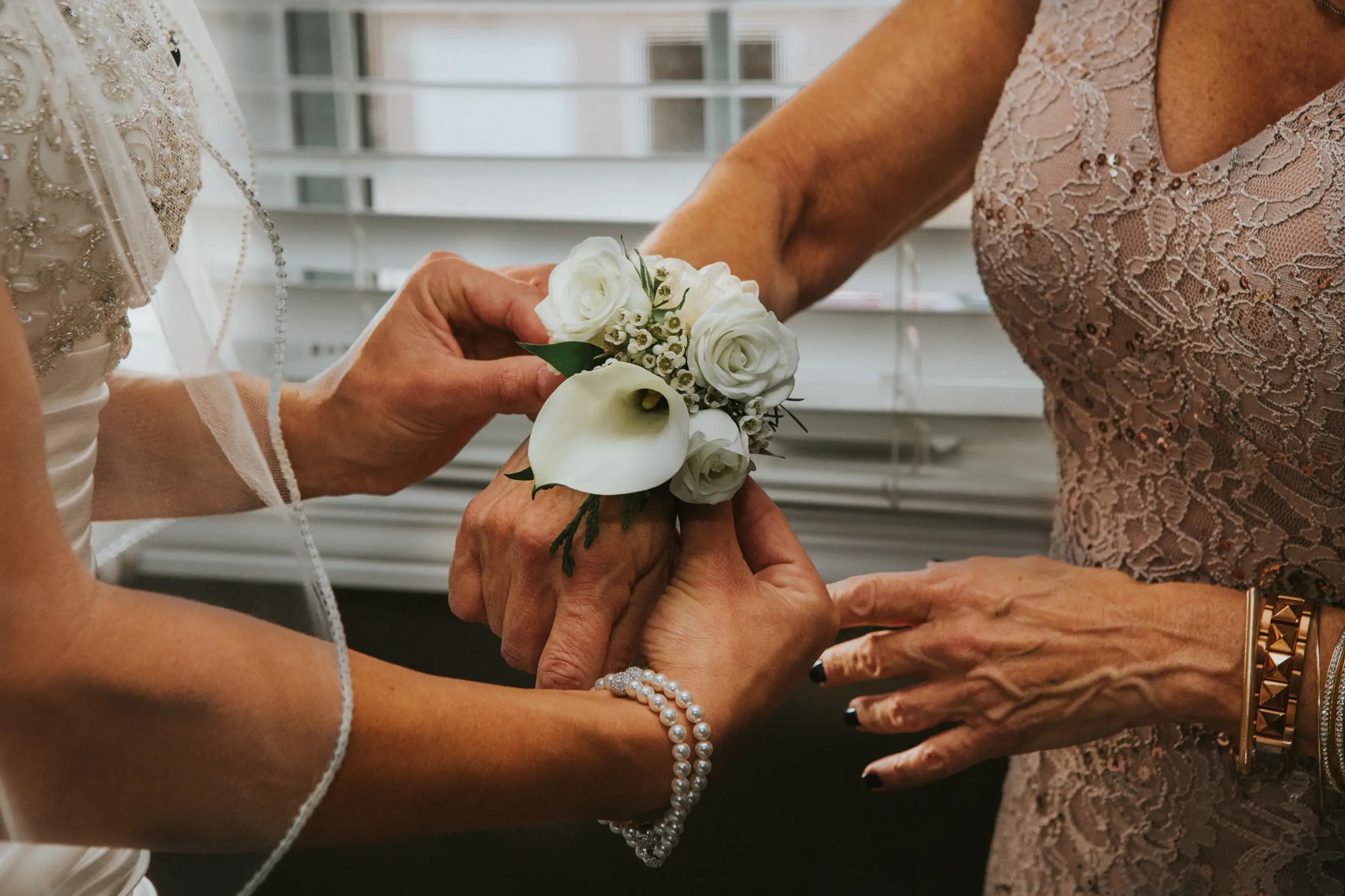 MOMS WHO CARE PROGRAM