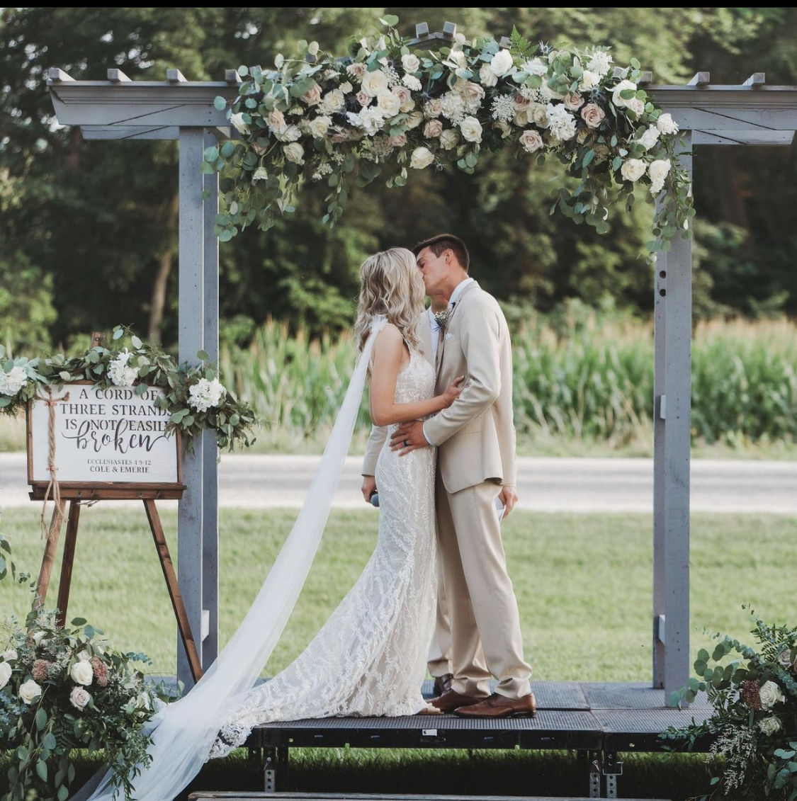 Gallery Image #slidesGrid23