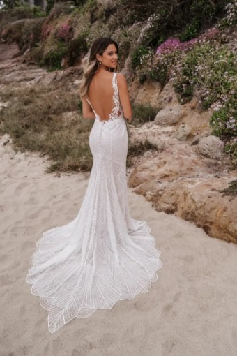 Allure C635 #1 default Nude/Ivory thumbnail