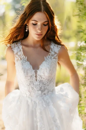 Allure R3903 #4 default Ivory/Nude thumbnail