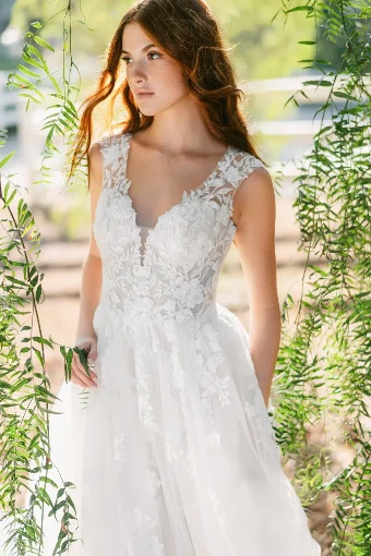 Allure R3903 #3 Ivory/Nude thumbnail